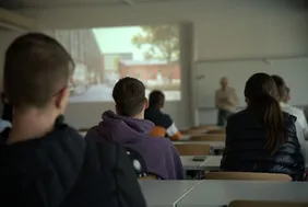 Dekanin Professor Jana Bochert informierte Interessierte über die Studienmöglichkeiten in Neuburg (Foto: THI).