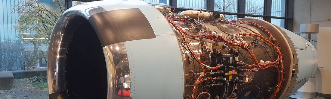 Testtriebwerk_2025_Copyright_THI Testtriebwerk an dem die innenliegende Technik zu sehen ist
