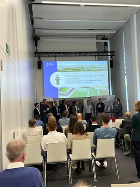 Clustertreffen im In-Campus - Referentenrunde.