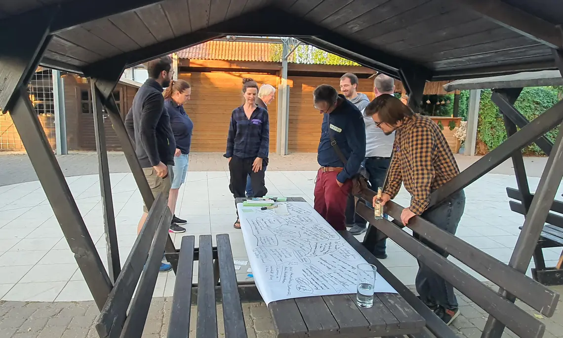 Workshopteilnehmende bei der Arbeit