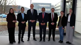 Internationale Kooperation: BAYLAT-Geschäftsführerin Dr. Irma de Melo-Reiners, der mexikanische Botschafter Francisco Quiroga Fernández, THI-Präsident Professor Walter Schober, der kolumbianische Generalkonsul Lennin Hernández Alarcón, Professor Chr