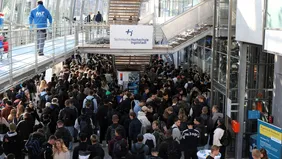 Dichtes Gedränge: Die Studierenden konnten sich in der Aula über die Aktivitäten der Vereine informieren und erste Kennenlernangebote nutzen (Foto: THI).