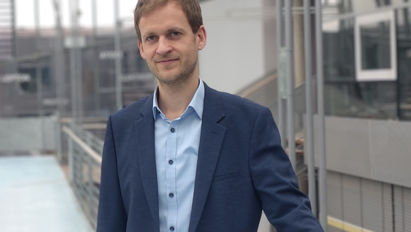 Porträtfoto von Prof. Dr. Niederländer