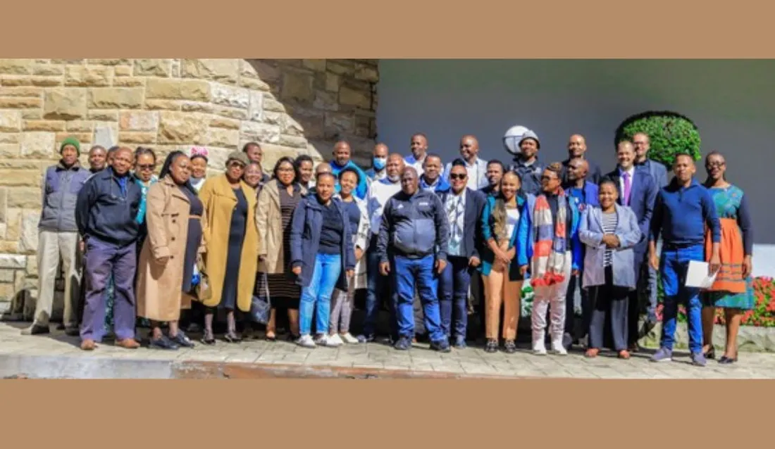 MaZero Projektteam mit lokalen Stakeholdern in Lesotho