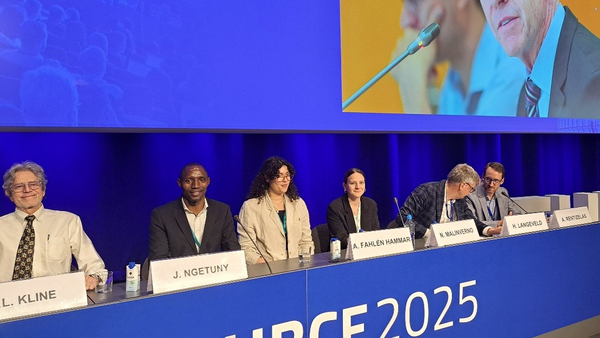 Joshua Ngetuny während einer Panel Diskussion auf der EUBCE